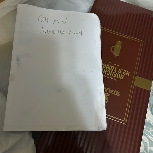 Brand new in Box limited edition chocolate gold Stanley cup - Picture 3 of 3